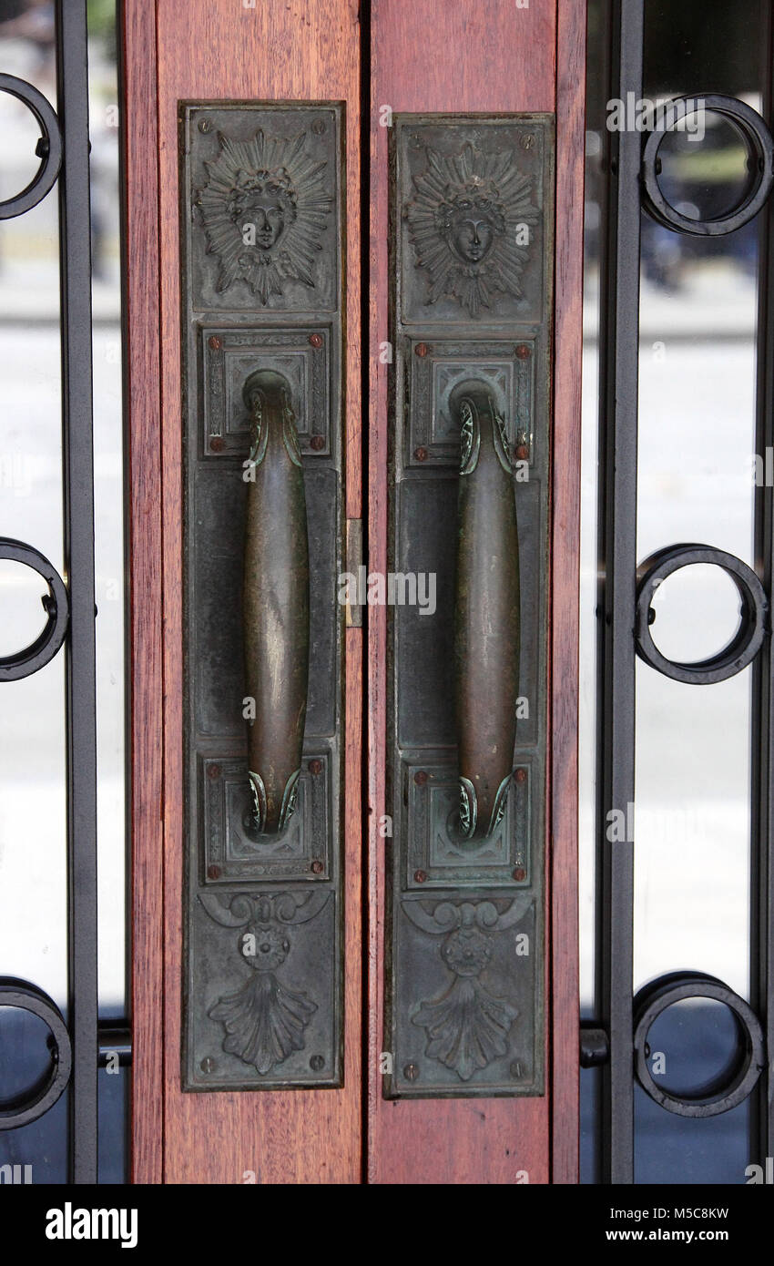 Entrance door to the historic Palais Theatre at Saint Kilda in Melbourne Stock Photo