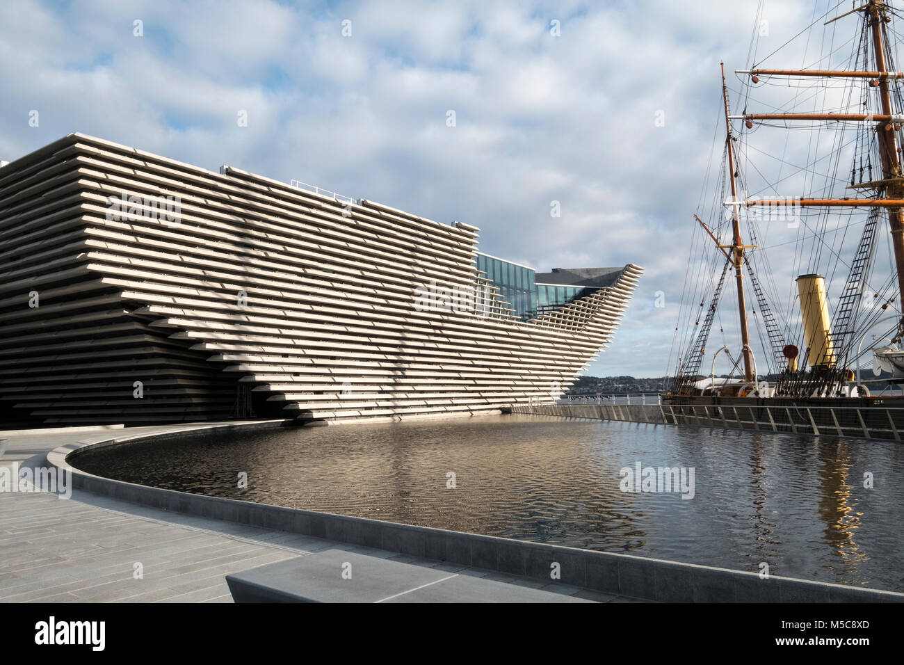 The V&A Museum of Design at the waterfront by the Firth of Tay Dundee Tayside Scotland UK Stock Photo