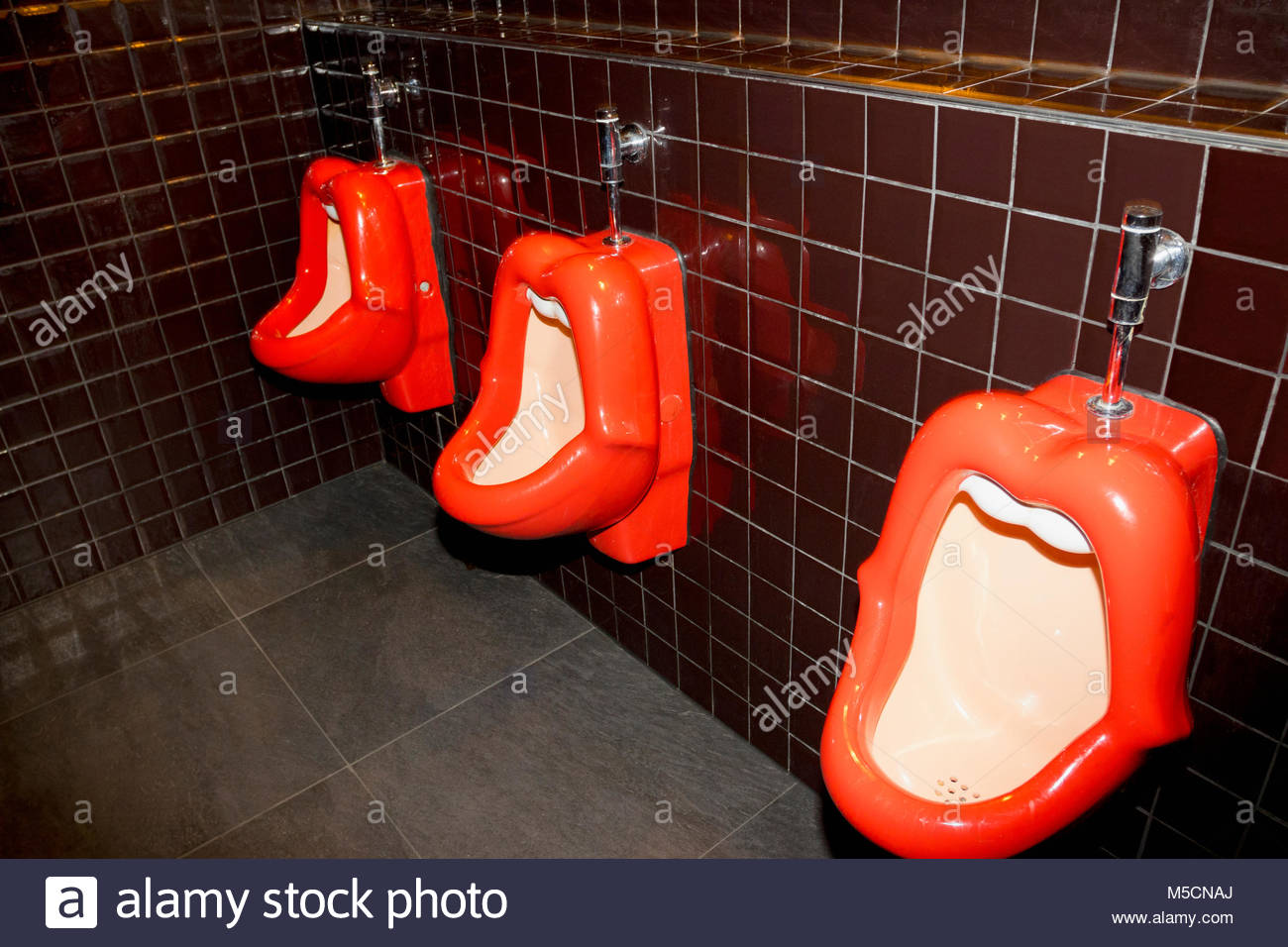 Gents Toilet Stock Photos & Gents Toilet Stock Images Alamy