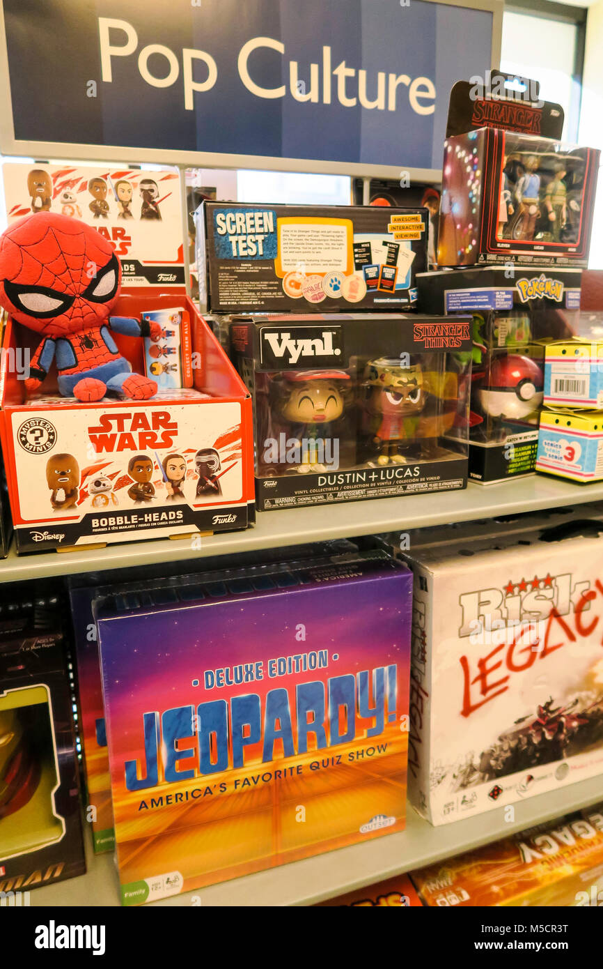 Pop Culture in Barnes & Noble Bookstore on Fifth Avenue, NYC, USA Stock Photo