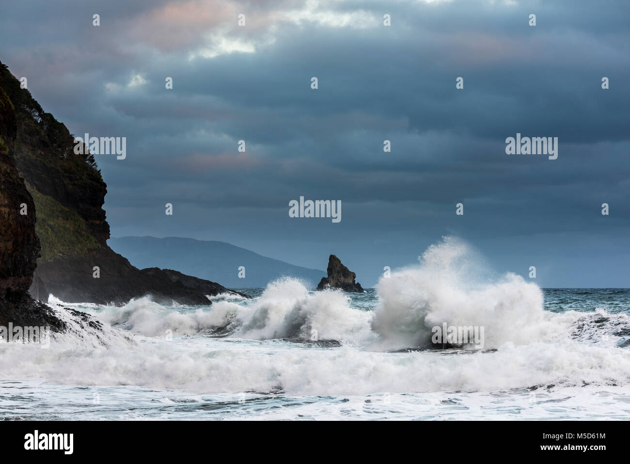 Stormy waves at the sea, coast Baía do Cedros, Cedros, island of Flores, Azores, Portugal Stock Photo