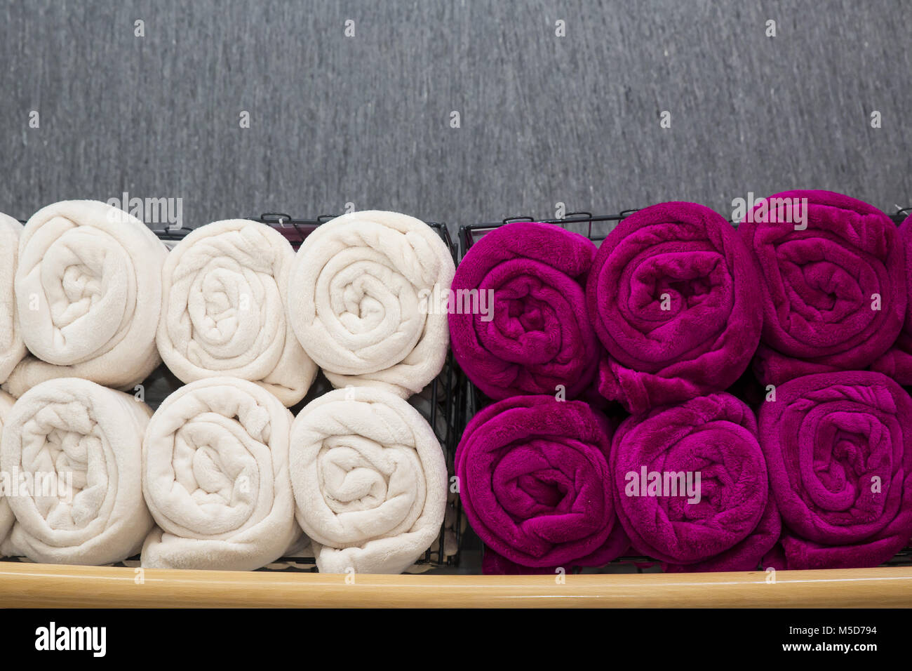 Blanket fold hi-res stock photography and images - Alamy