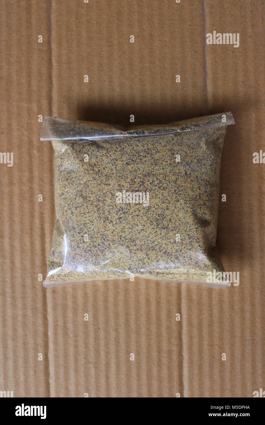 Mustard seeds powder Stock Photo Alamy