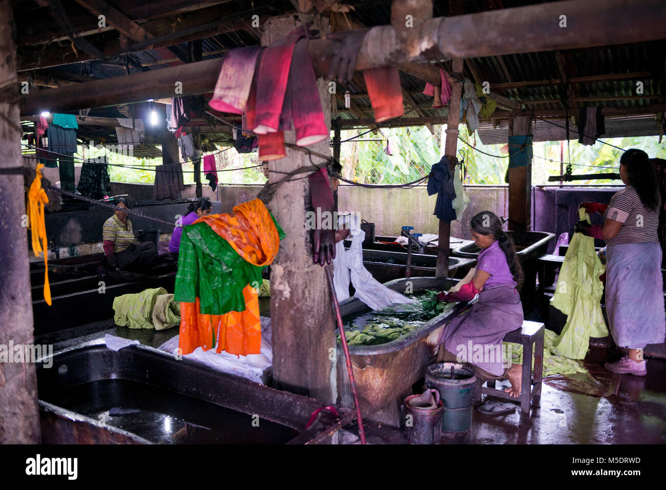 Sri Lanka Batik Hi res Stock Photography And Images Alamy