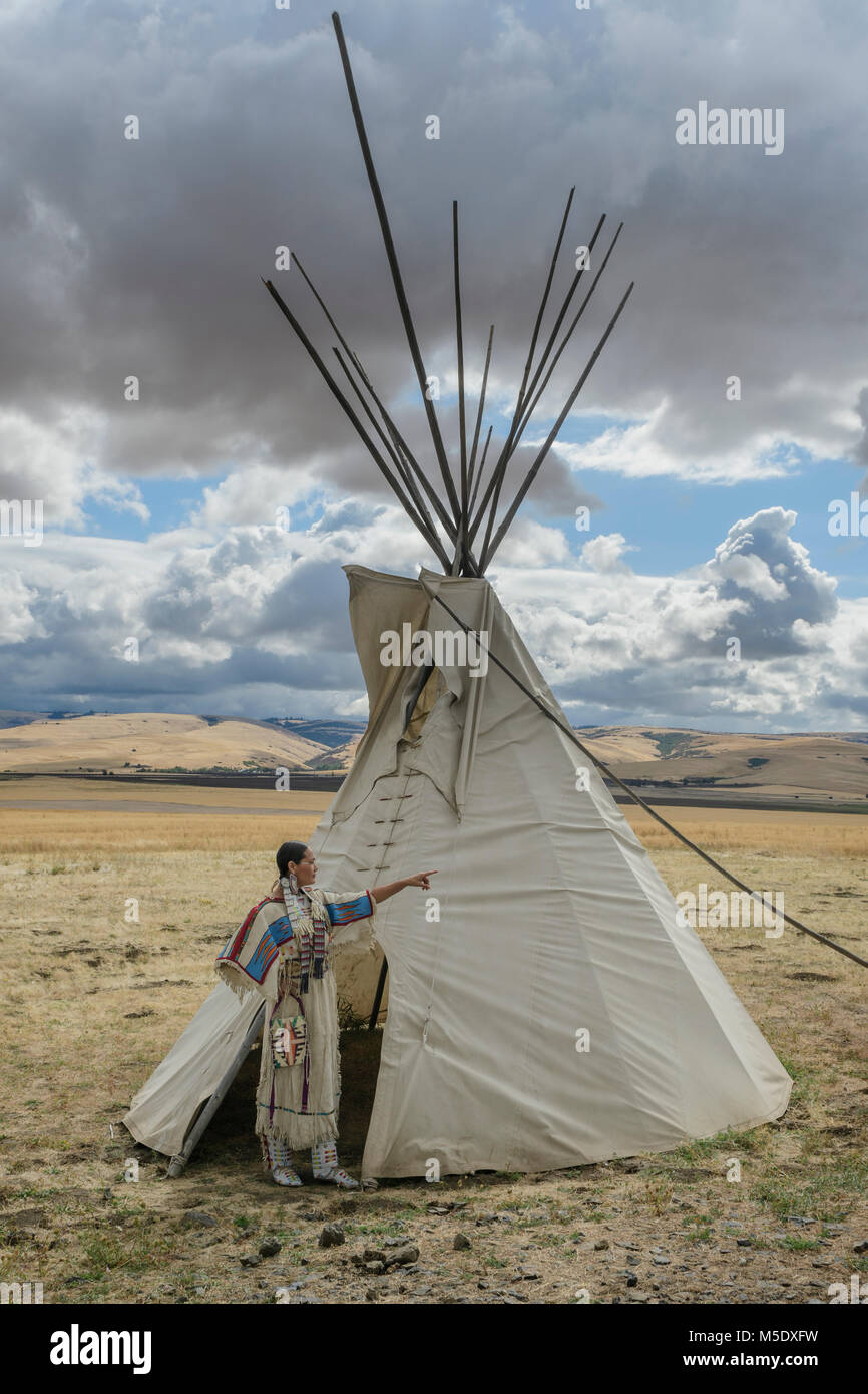 North America, USA, Pacific Northwest, Oregon,Umatilla County, Tipi and Acosia Red Elk, Tamástslikt Cultural Institute, MR Stock Photo