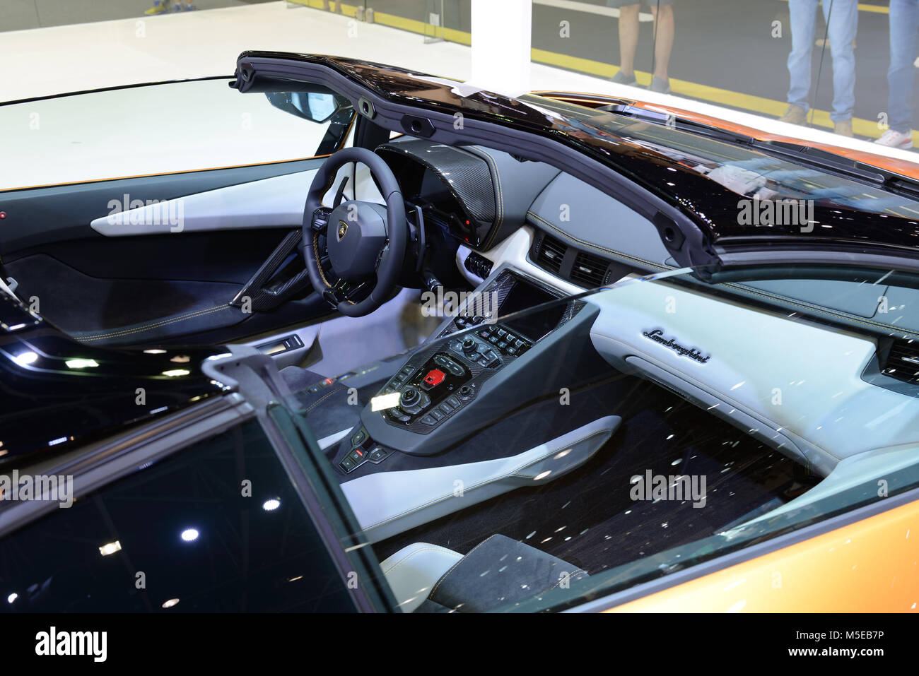 Lamborghini Aventador Roadster Interior