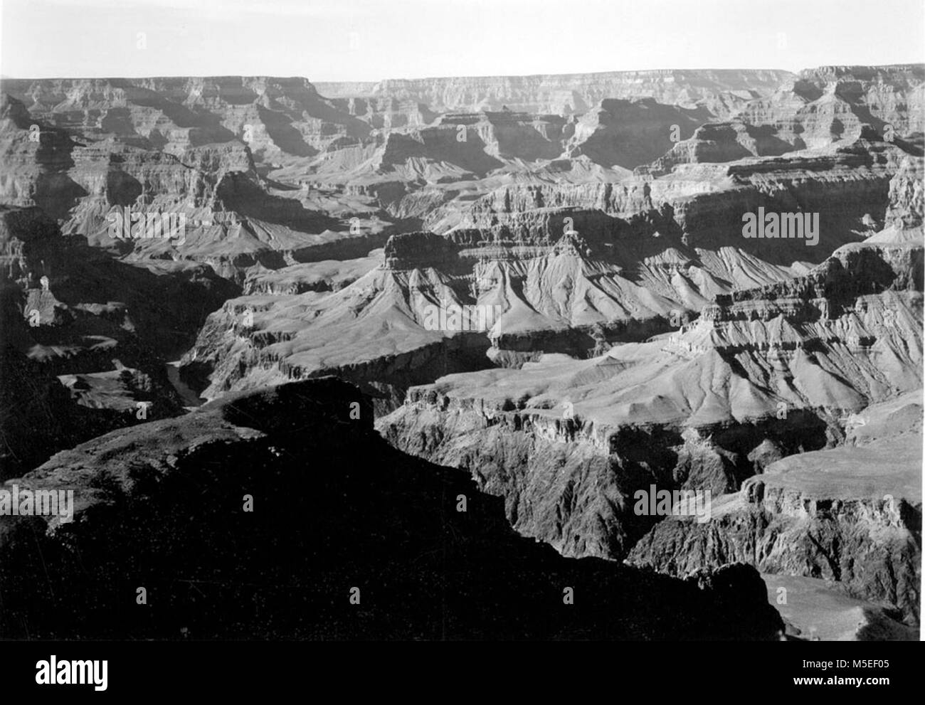 Grand Canyon Hopi Point VIEW OF CANYON FROM HOPI POINT SHOWING THE ...