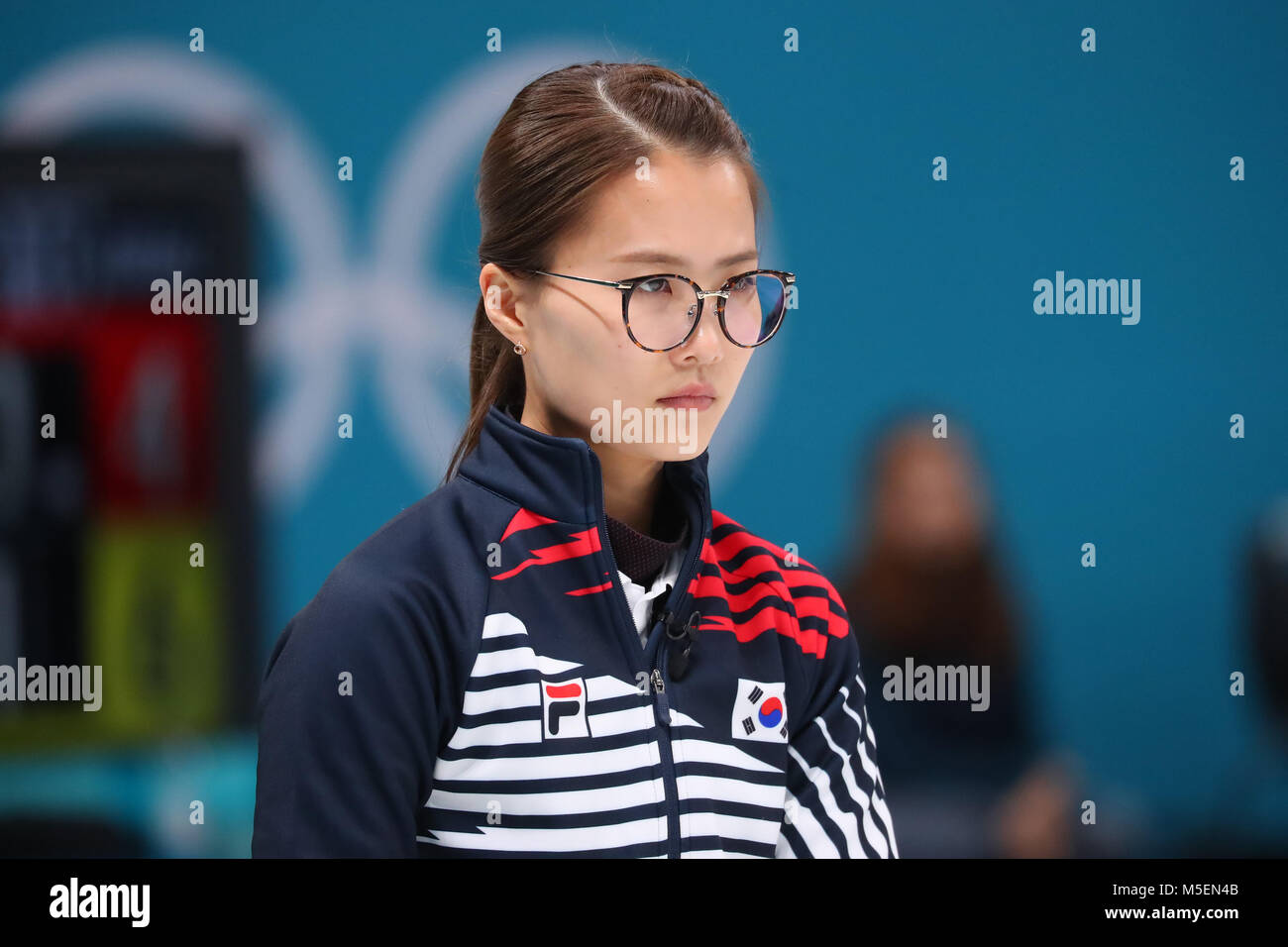 Gangneung, South Korea. 15th Feb, 2018. EunJung Kim (KOR) Curling : Women's Round Robin match between South Korea - Japan at Gangneung Curling Centre during the PyeongChang 2018 Olympic Winter Games in Gangneung, South Korea . Credit: YUTAKA/AFLO SPORT/Alamy Live News Stock Photo