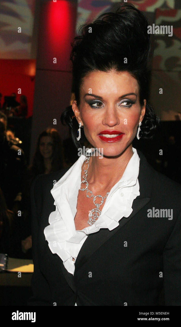 CelebrityArchaeology.com 2006 FILE PHOTO Janice Dickinson Photo By John