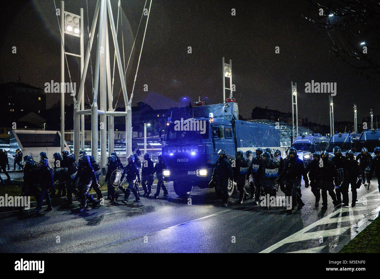 February 22, 2018 - Turin, Italy-February 22, 2018: Anti-fascist protest demonstration against the candidate of the fascist political party Casapound. Clashes between antagonists and police in Turin Credit: Stefano Guidi/ZUMA Wire/Alamy Live News Stock Photo