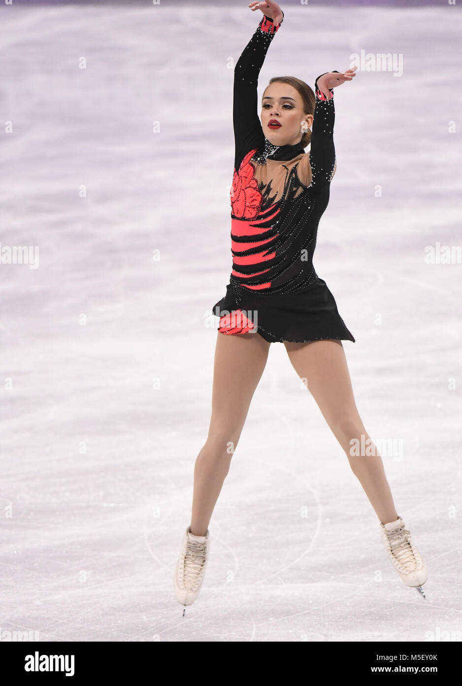 Pyeongchang, South Korea. 23rd Feb, 2018. Isadora Williams of Brazil competes during the ladies' single free skating of figure skating at the 2018 PyeongChang Winter Olympic Games, in Gangneung Ice Arena, South Korea, on Feb. 23, 2018. Isadora Williams got the 24th place with 144.18 points in total. Credit: Wang Haofei/Xinhua/Alamy Live News Stock Photo