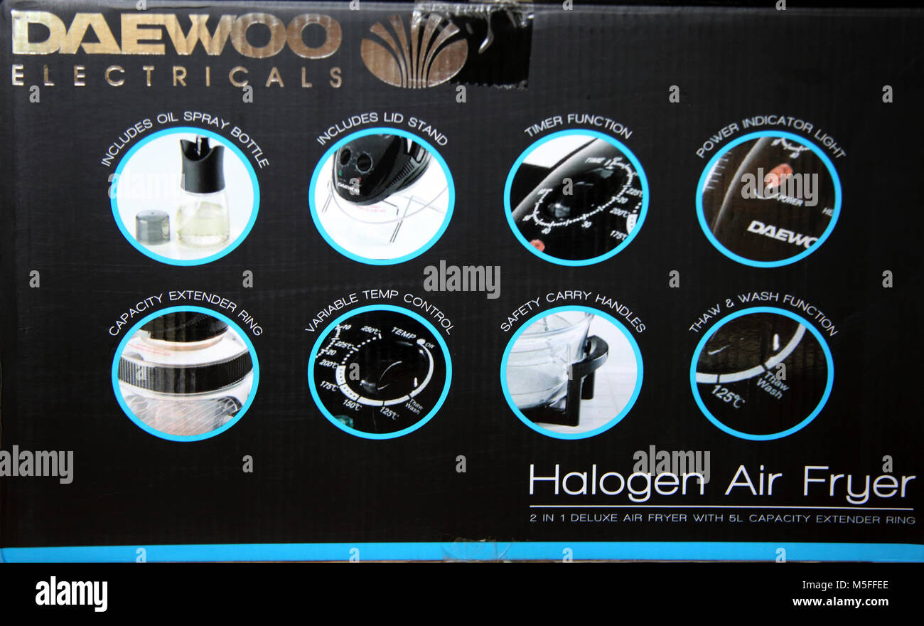 Daewoo Electrical Halogen Air Fryer Stock Photo