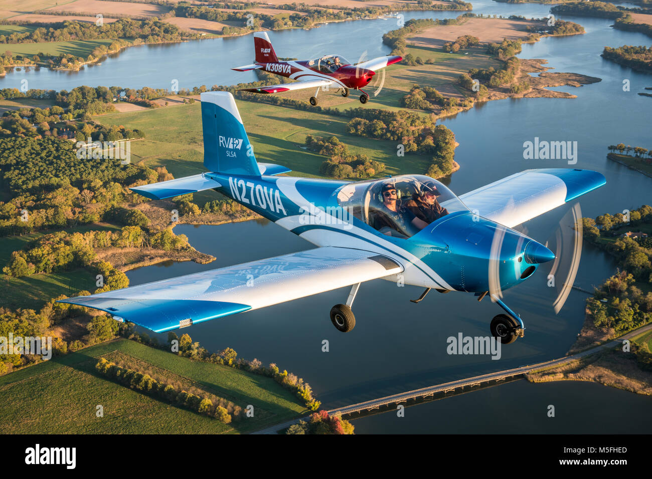 Low wing aircrafts hi-res stock photography and images - Alamy
