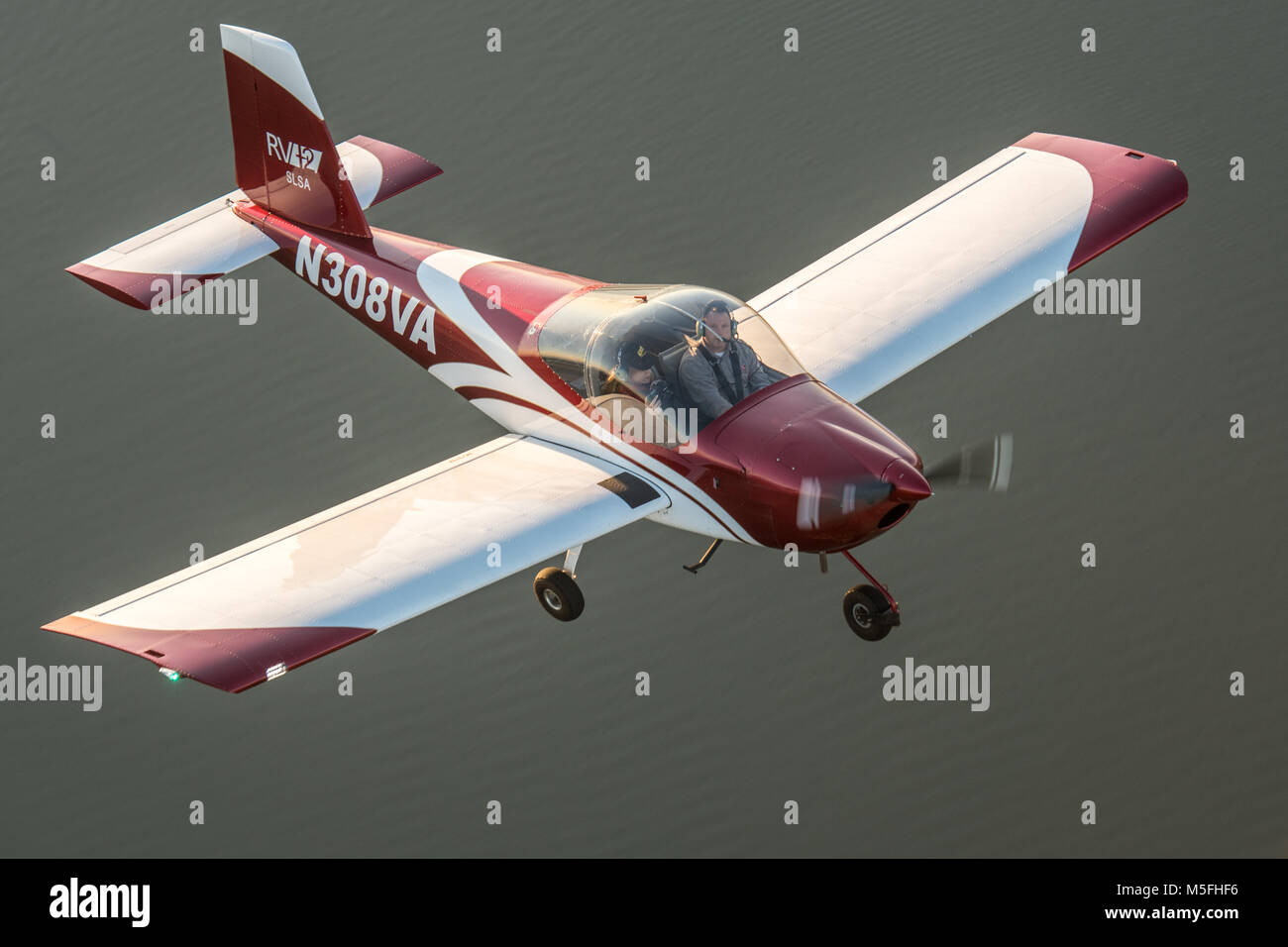 Two light private aircraft hi-res stock photography and images - Alamy