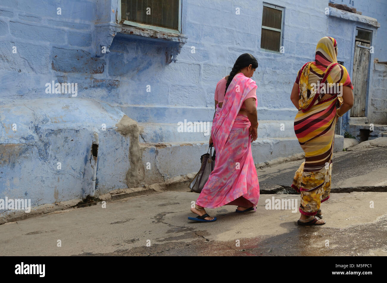 women saree walking on road, Jodhpur, Rajasthan, India, Asia Stock Photo