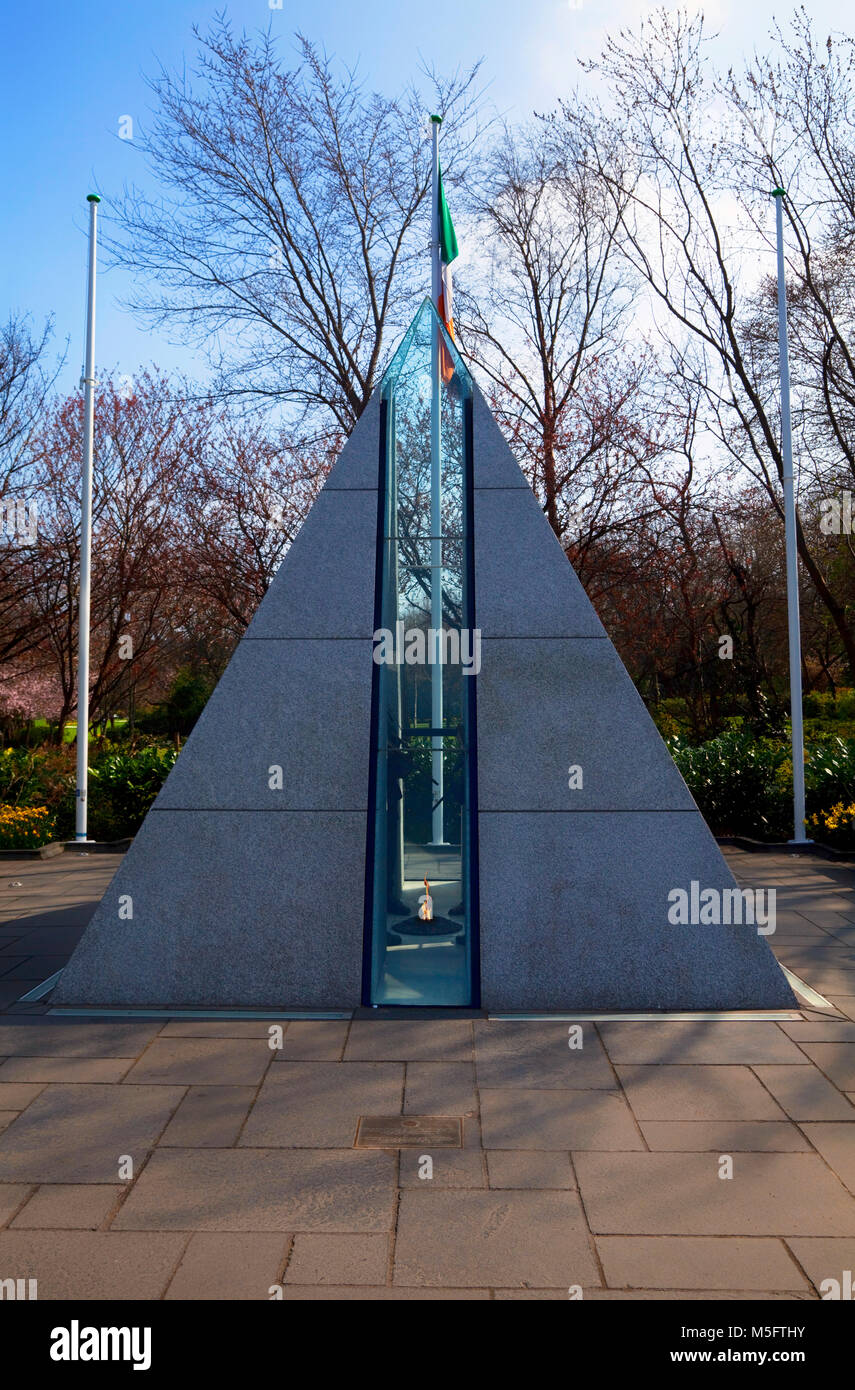 The Memorial to the Defence Forces  designed by Brian King 2008, Merrion Square Park,  Dublin City,  Ireland. Stock Photo
