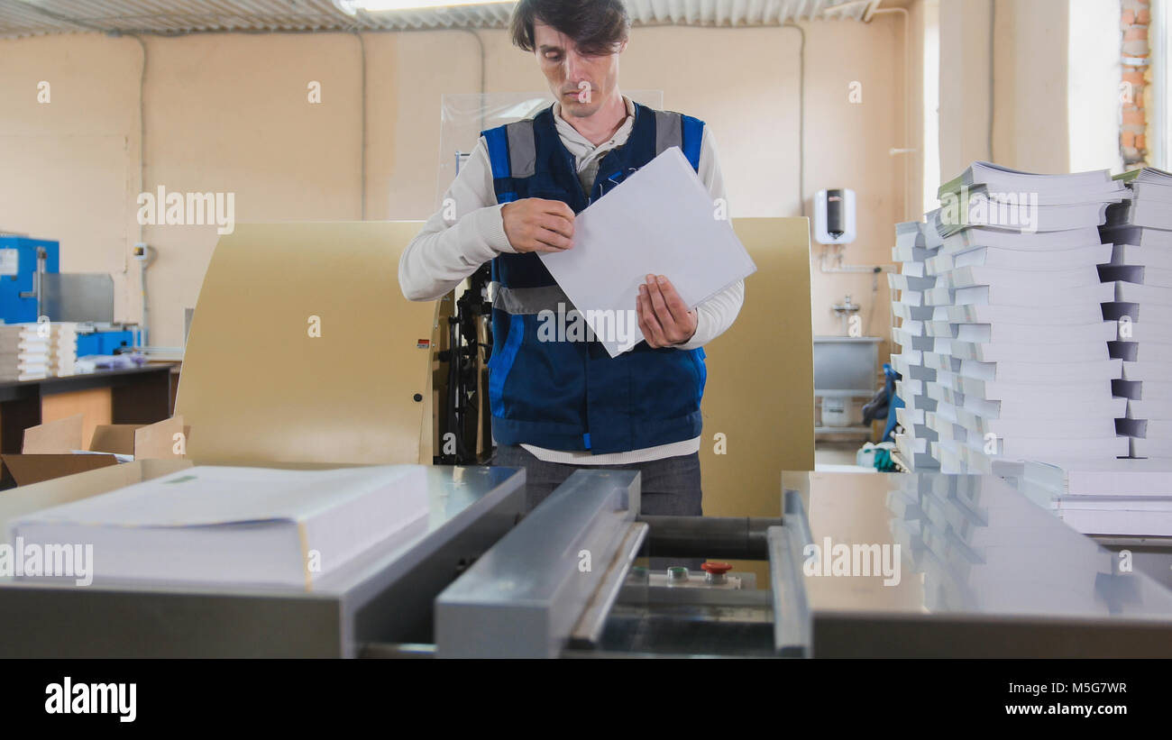 Service dimensional measuring machine hi-res stock photography and ...
