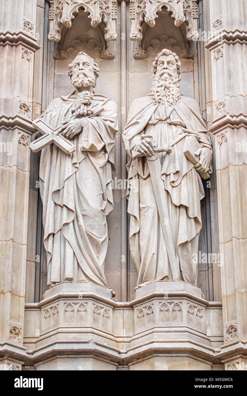 Medieval statues of catholic saints hires stock photography and images Alamy