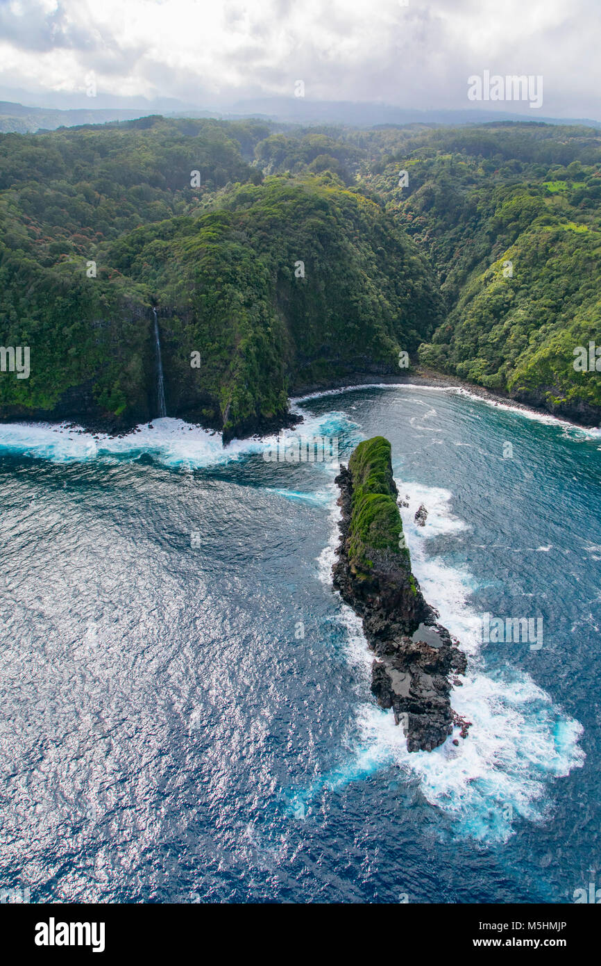 Keopuka Rock, Hana Coast, Maui, Hawaii Stock Photo Alamy