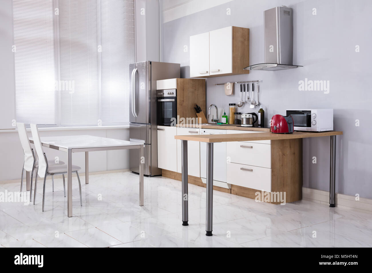 Home appliances kitchen hi-res stock photography and images - Alamy