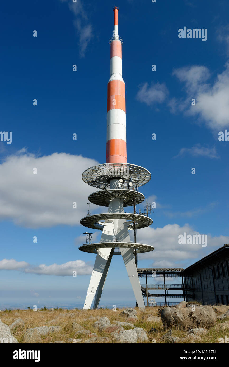 Sendeantenne fÃ¼r Rundfunk, Fernsehen und Datenrichtfunk, Brocken, Harz, Sachsen-Anhalt, Deutschland Stock Photo