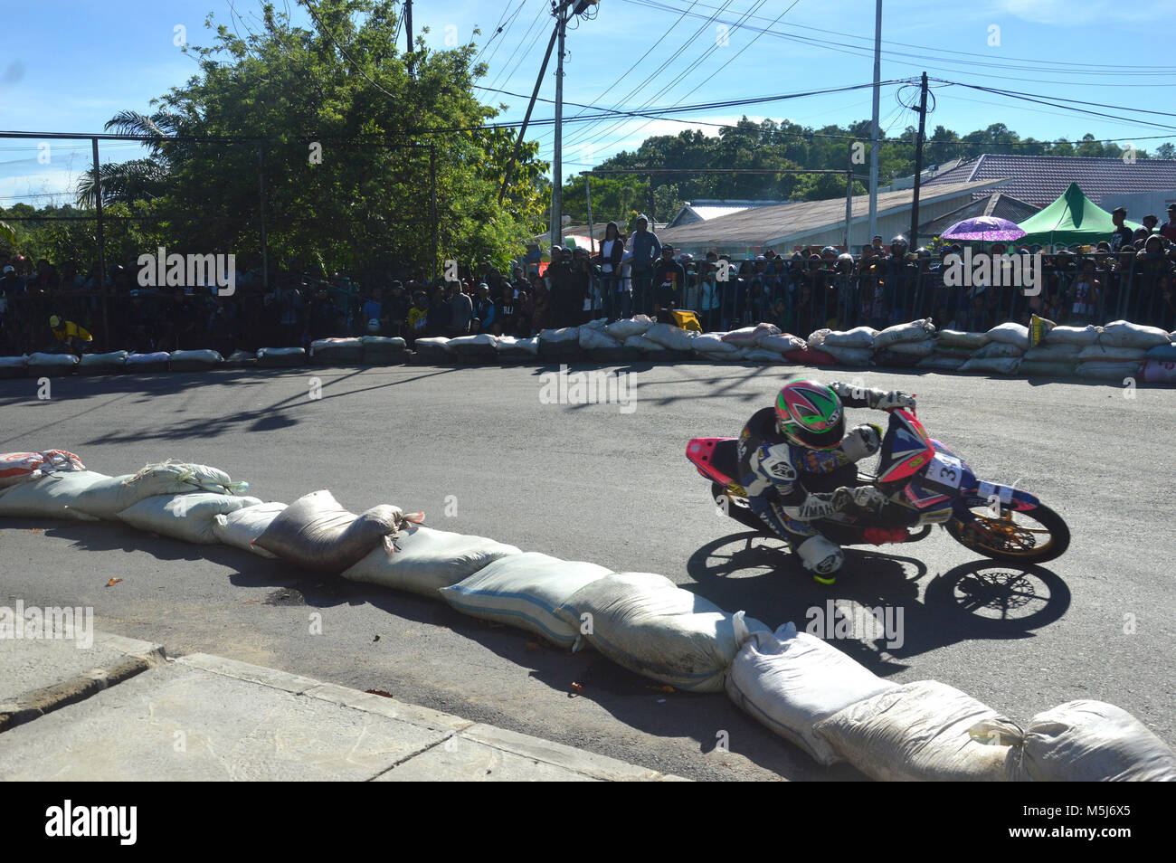 TARAKAN, INDONESIA. 21th May 2017. Motoprix national championship oin the non-permanent circuit Datu Adil Tarakan Stadium Stock Photo