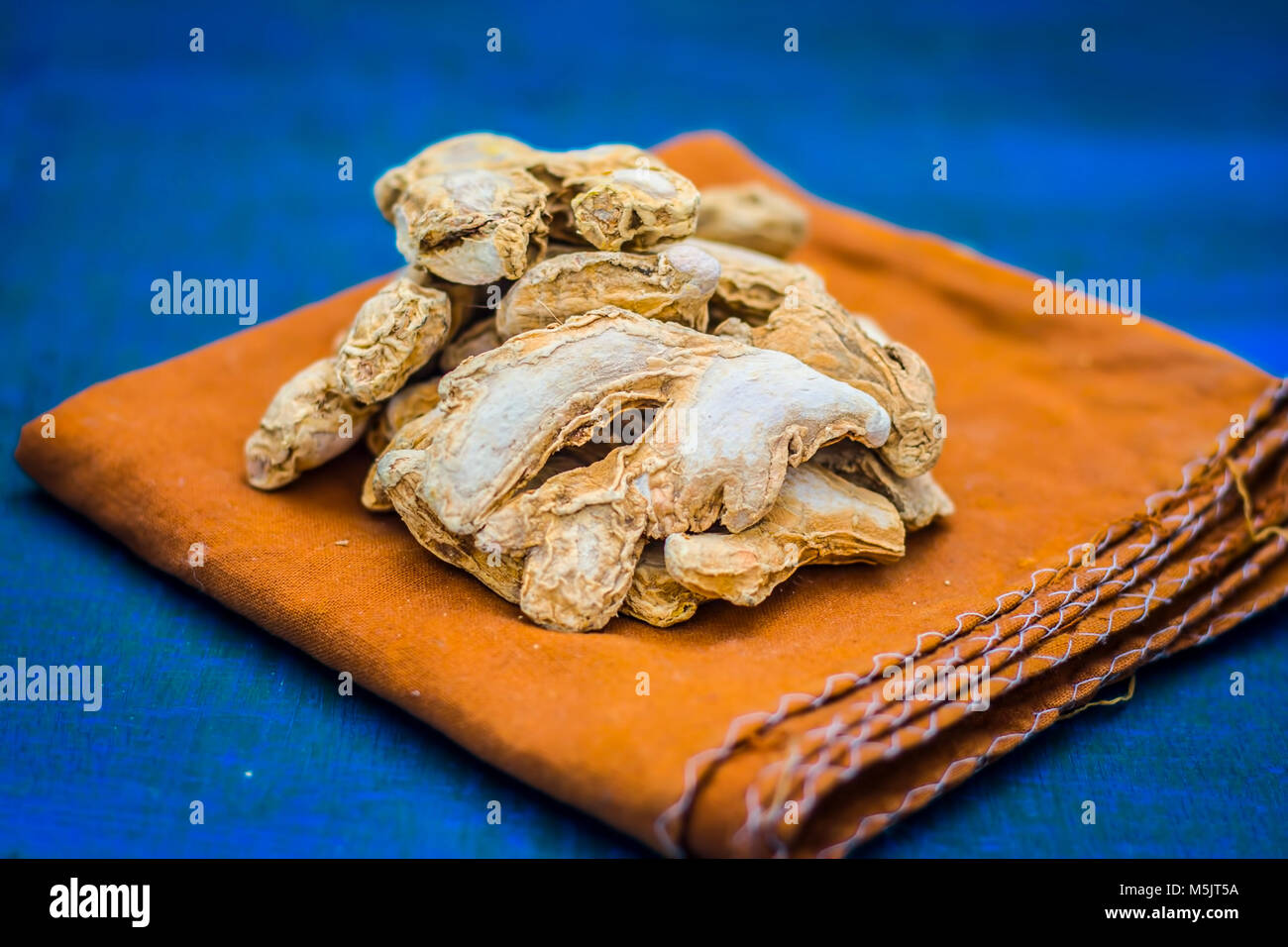 Close up of dry ginger,Zingiber officinale Stock Photo Alamy