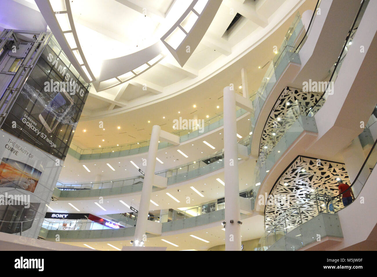 Page 4 Jakarta Mall High Resolution Stock Photography And Images Alamy