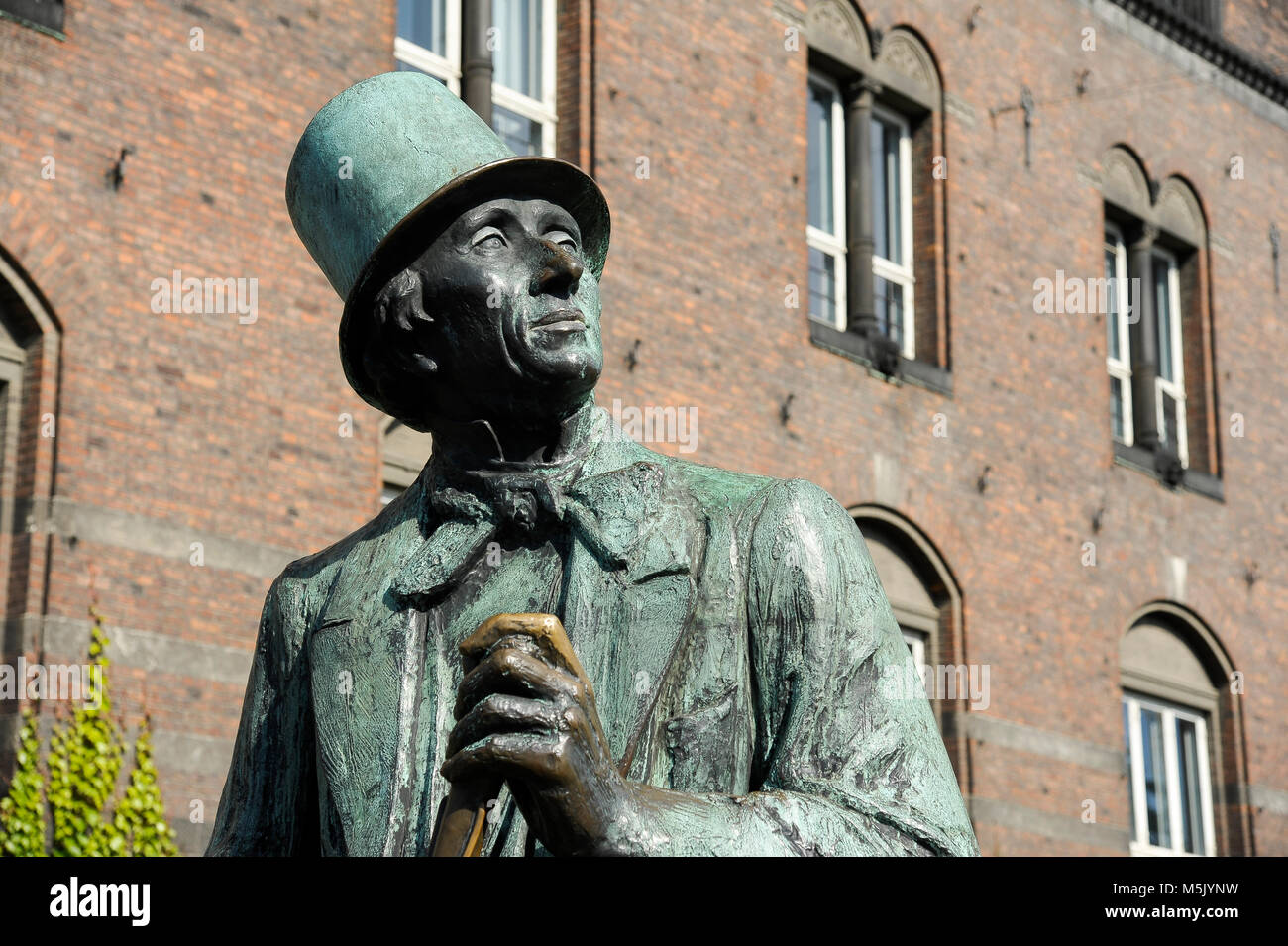 Monument to Hans Christian Andersen from 1965 by Henry Luckow Nielsen ...