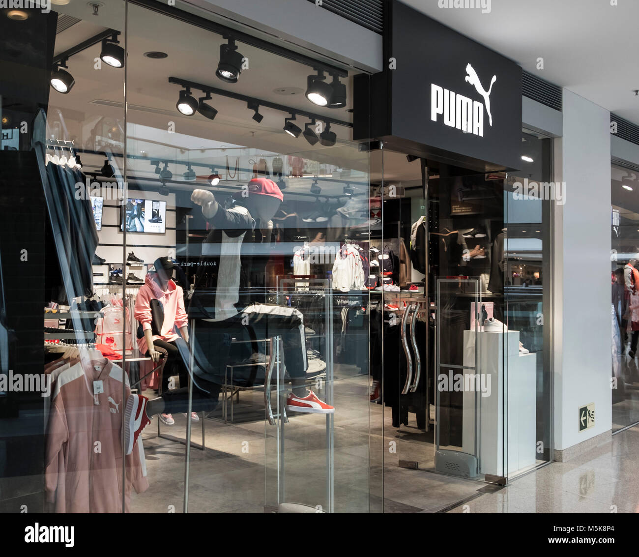 Puma Shop High Resolution Stock Photography and Images - Alamy