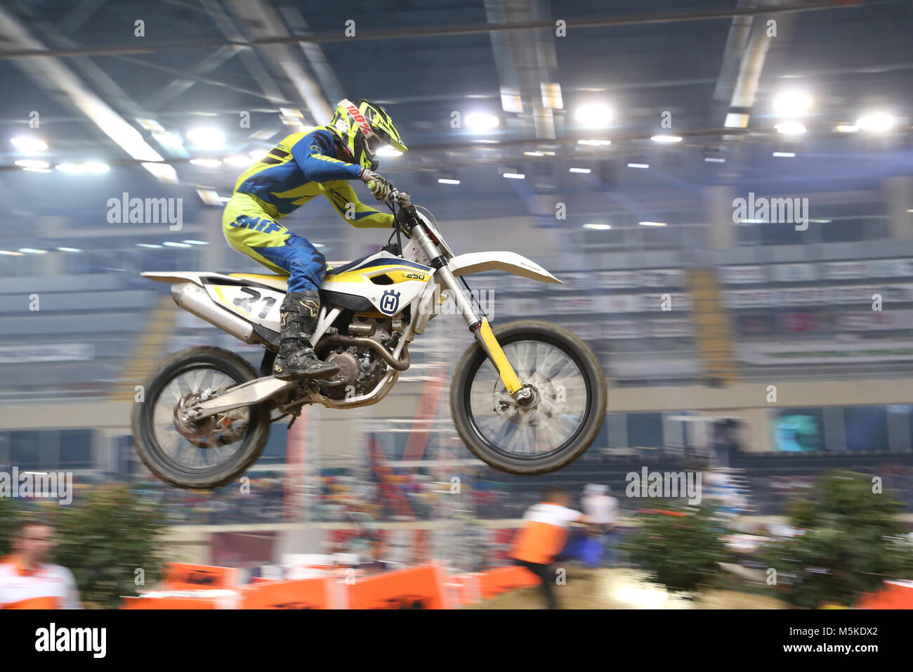 Flying motorbike hi-res stock photography and images - Page 11 - Alamy