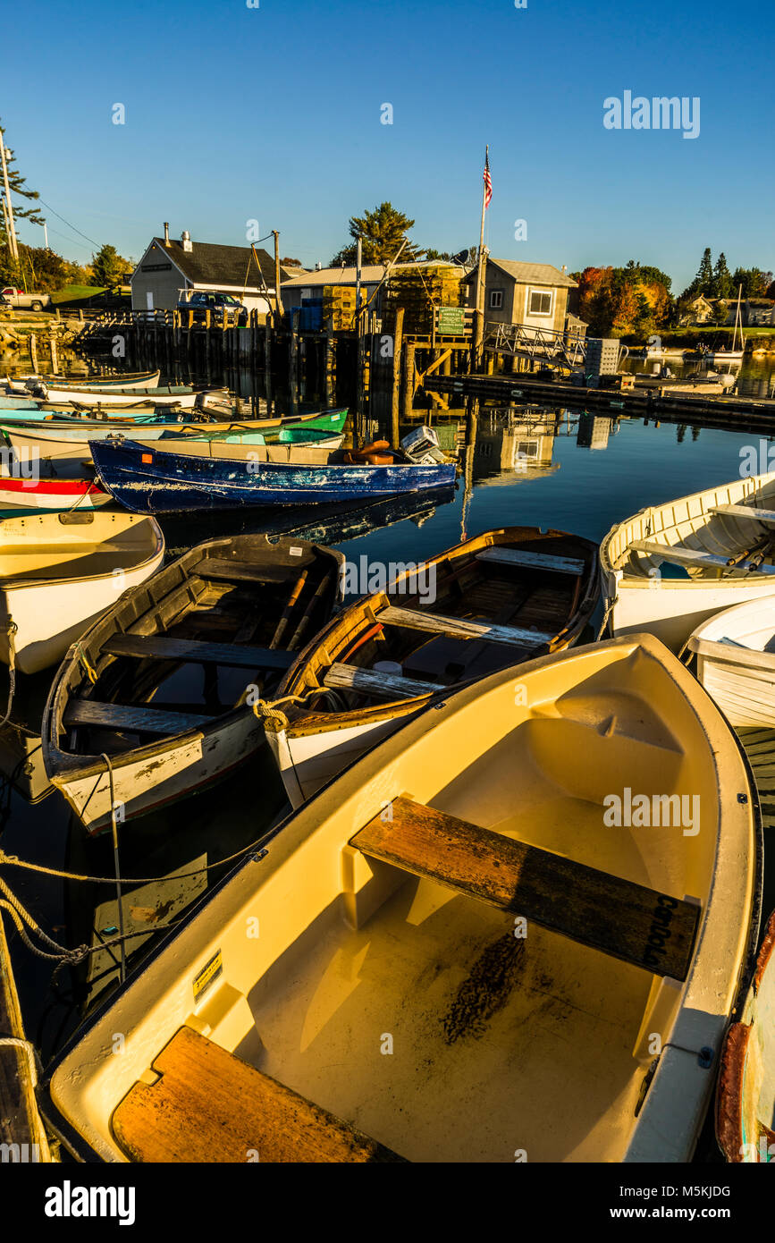 Round pond maine hires stock photography and images Alamy