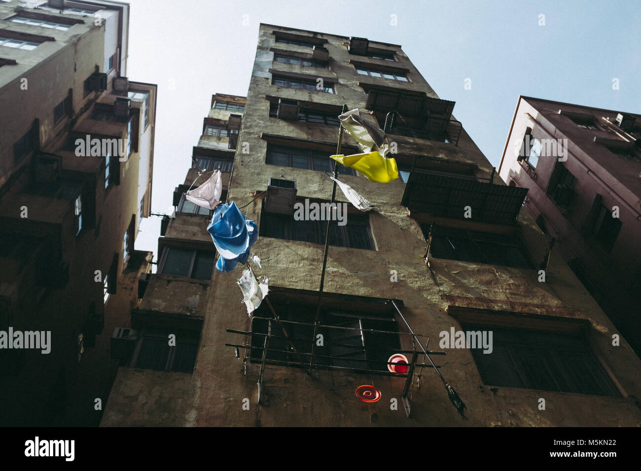 Dilapidated looking government housing in Hong Kong Stock Photo Alamy
