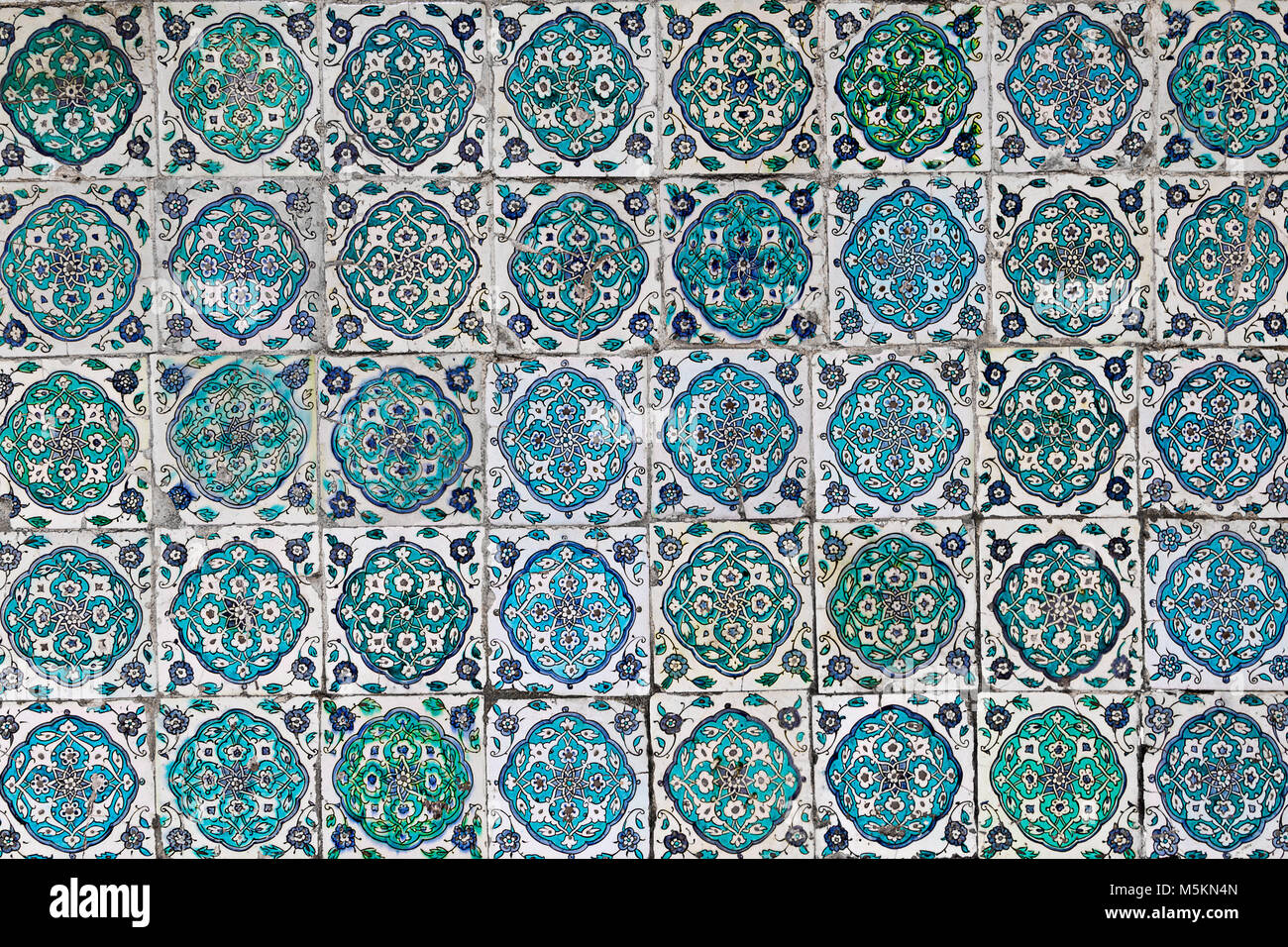 Tiles on the walls of the Topkapi Palace in Istanbul, Turkey Stock Photo -  Alamy