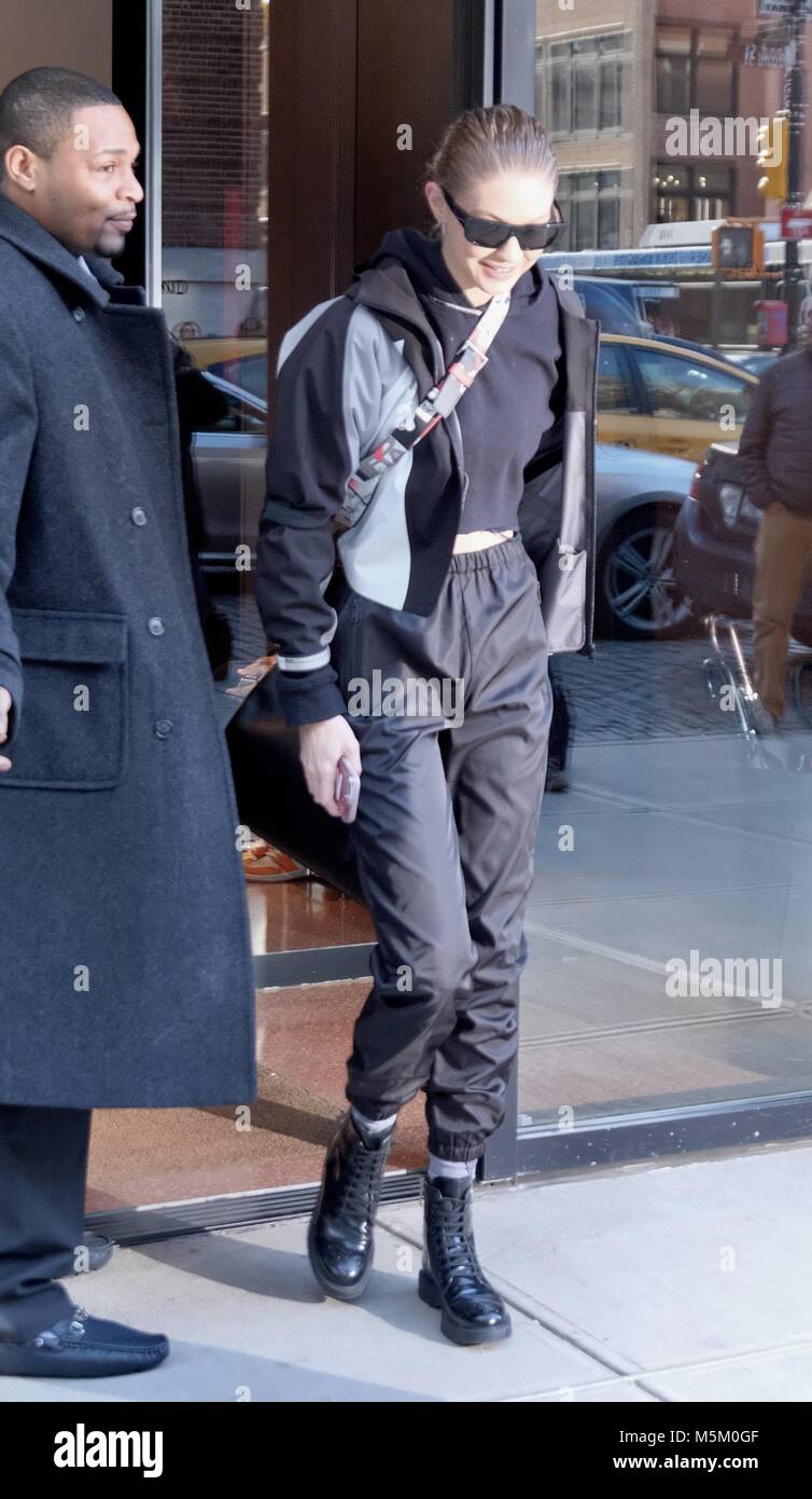 Yolanda Foster and Gigi Hadid in New York Featuring: Gigi Hadid Where ...
