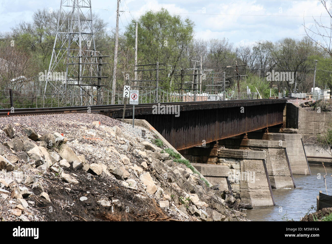 Railroad bridge trestles hi-res stock photography and images - Alamy