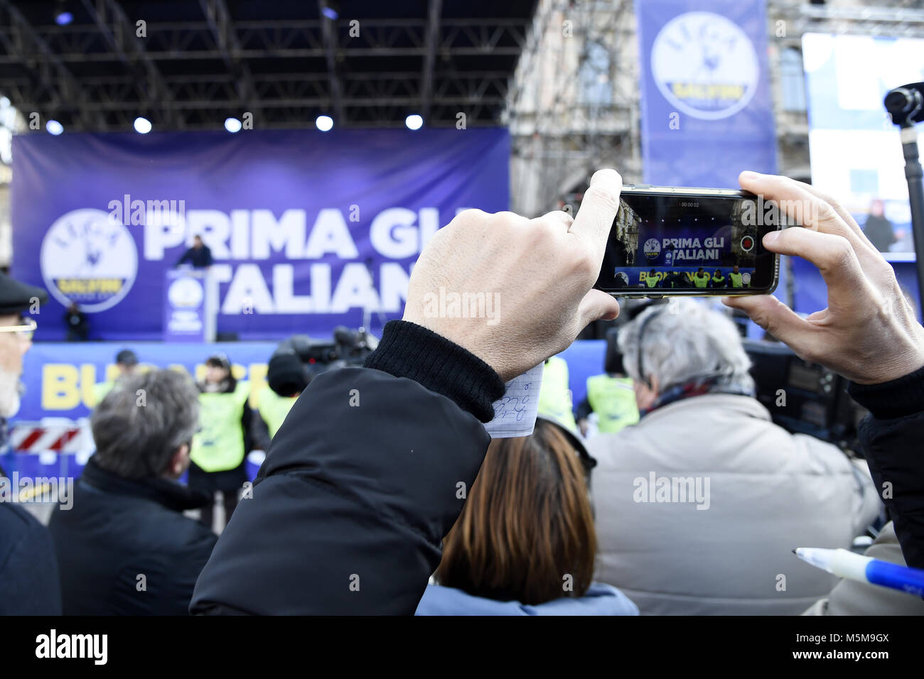 Milan, Italy, 24 Feb 2018. Matteo Salvini   Lega Nord party rally during the italian election campaign . Manifestazione Lega nord  Foto Daniele Buffa  Image / Insidefoto Credit: insidefoto srl/Alamy Live News Stock Photo