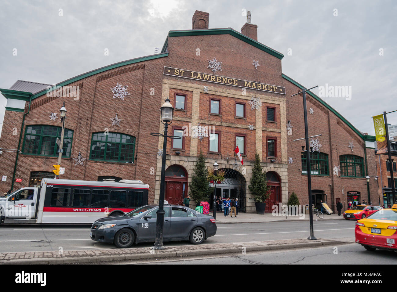 toronto st lawrence market building Stock Photo Alamy