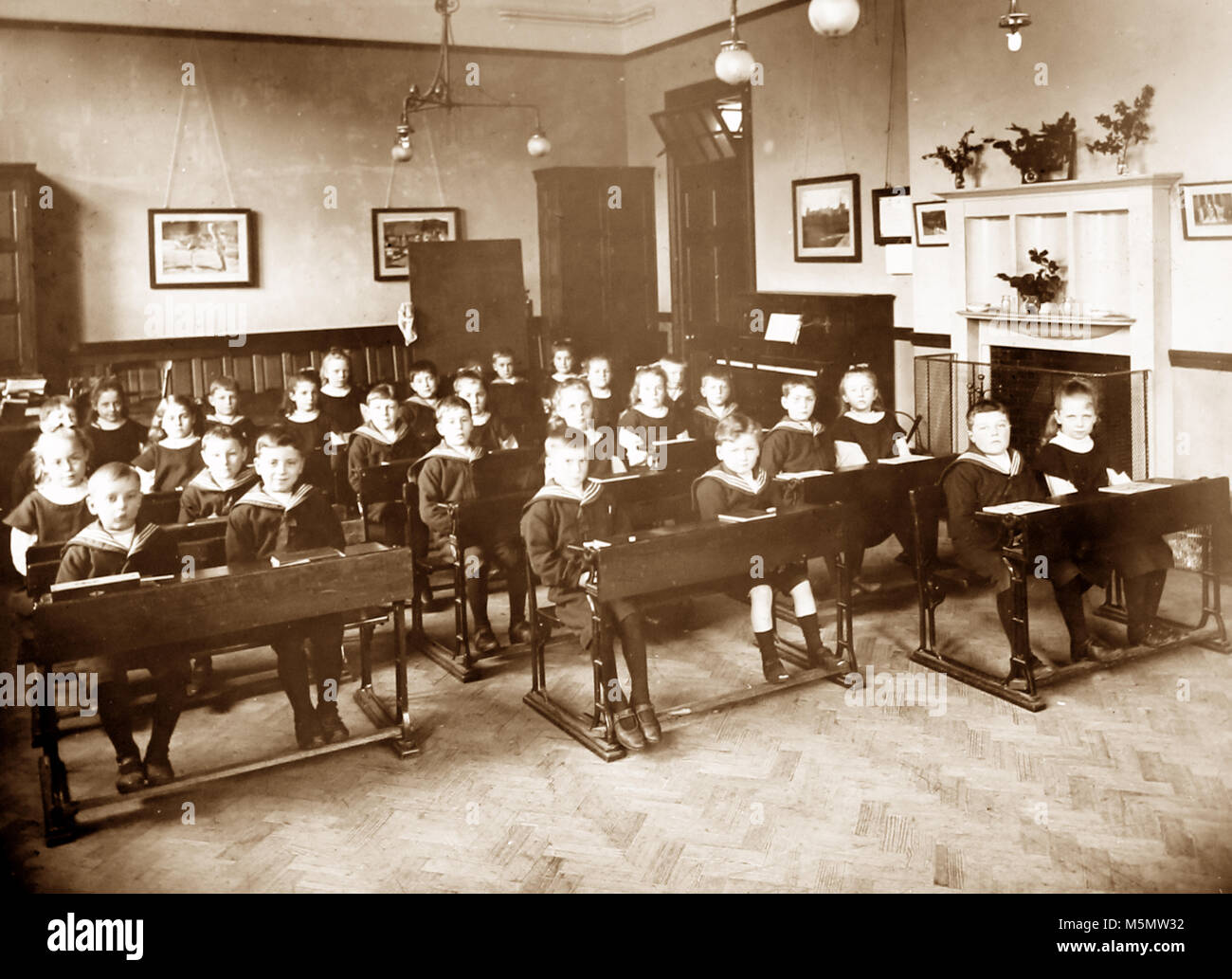 Edwardian school classroom hi-res stock photography and images - Alamy