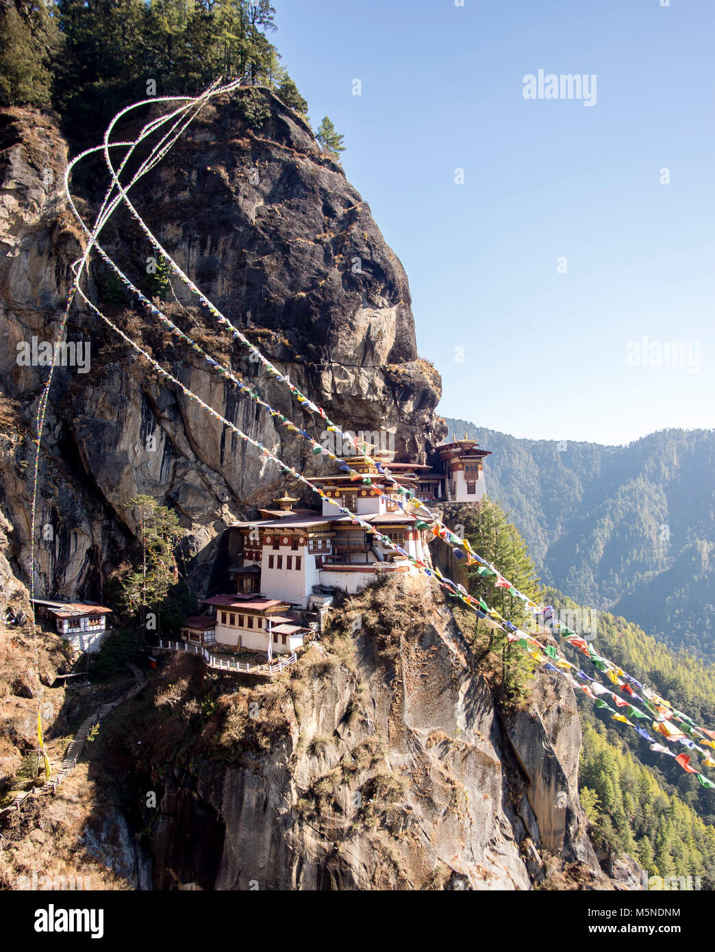 Taktsang Palphug Monastery Tiger's Nest Temple Building Stock Photo - Alamy