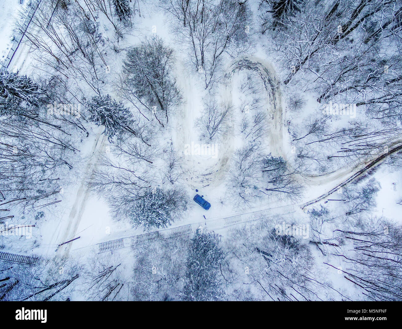 Winter in Vilnius, Lithuania: aerial view of Tuputiskes Seprentine Road Stock Photo