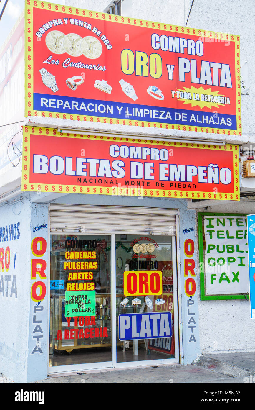 Cancun Mexico,Mexican,Yucatán Peninsula,Quintana Roo,small business,pawn  shop,will buy,silver,gold,sign,logo,Spanish  language,bilingual,jewelry,jewell Stock Photo - Alamy