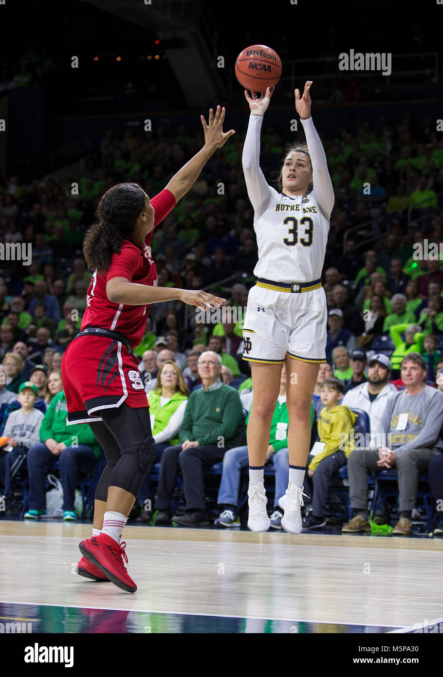 February 25, 2018 Notre Dame forward Kathryn Westbeld (33) shoots the