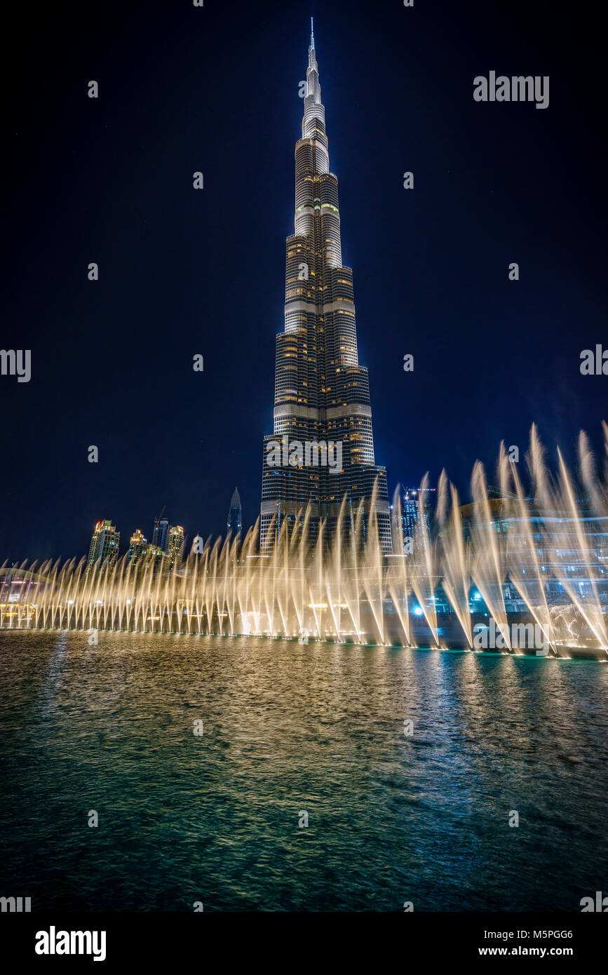 Water fountains infront of the impressive Burj Khalifa in Dubai at