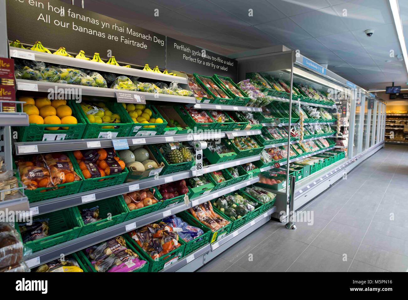 Veg aisle uk hires stock photography and images Alamy