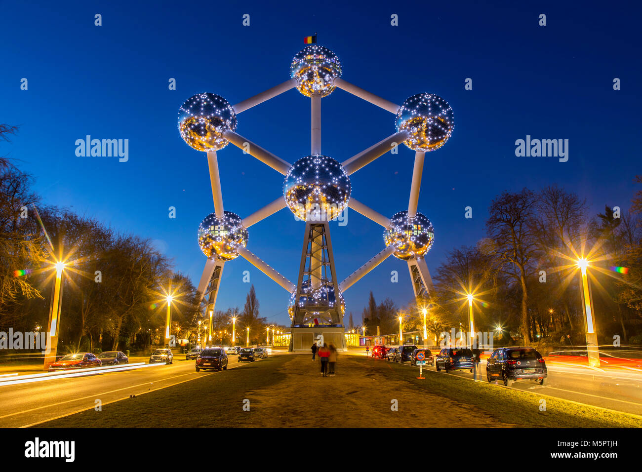 Atomium brussels hi-res stock photography and images - Alamy
