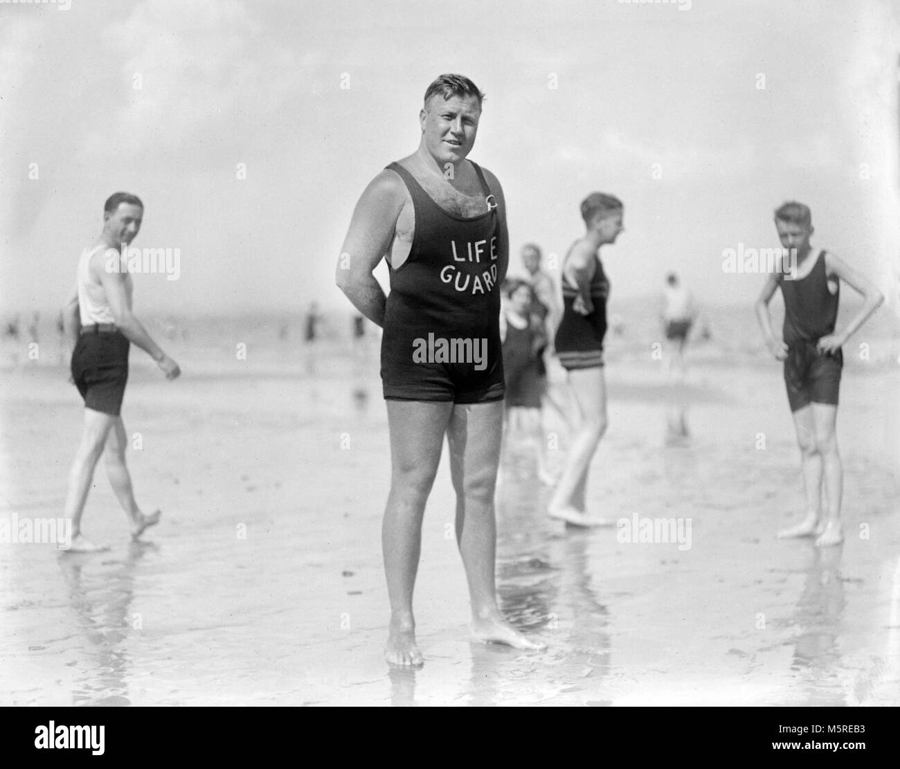 1920s beach photo hi-res stock photography and images - Alamy