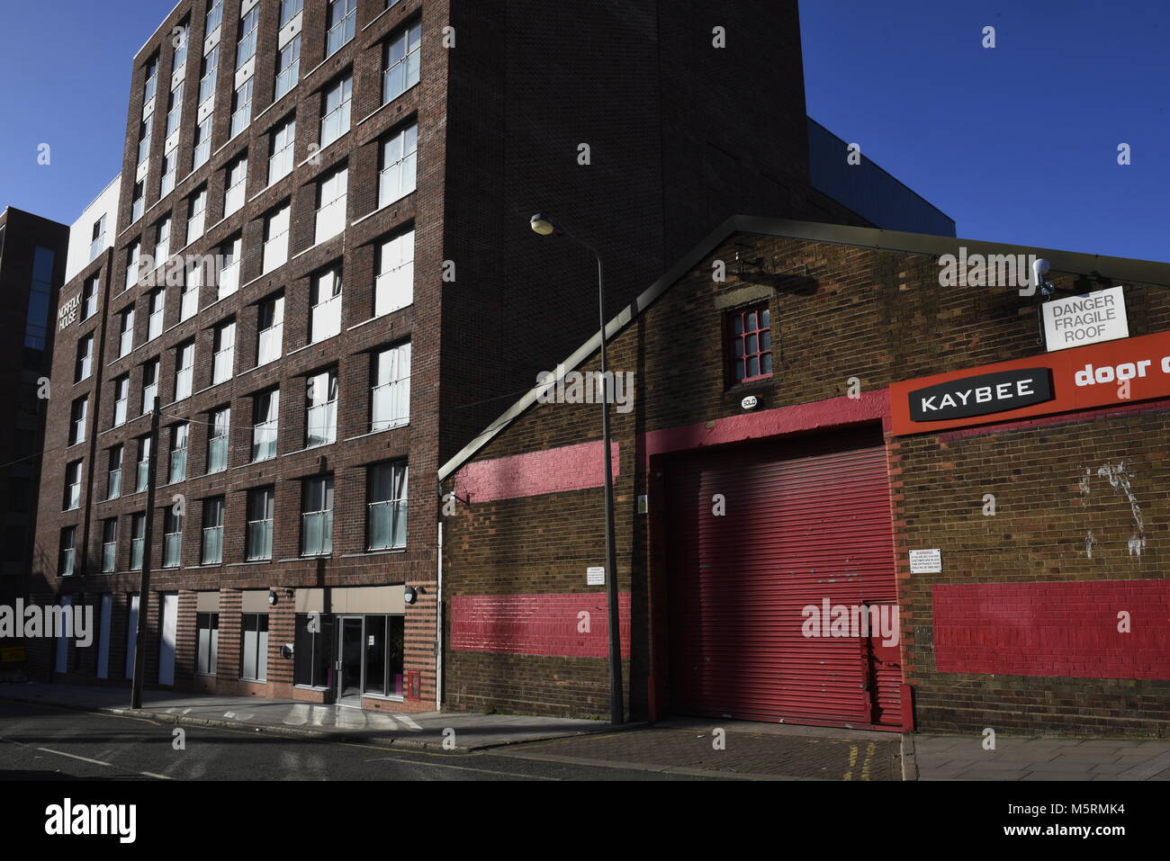 Kaybee doors hires stock photography and images Alamy