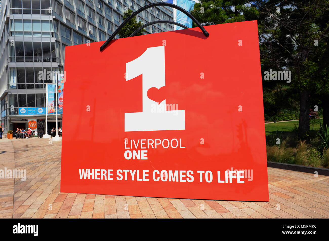 Outdoor advertising liverpool hires stock photography and images Alamy