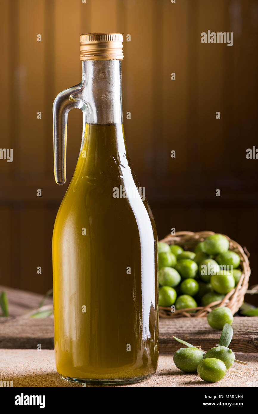Bottle of extra virgin olive oil Stock Photo Alamy